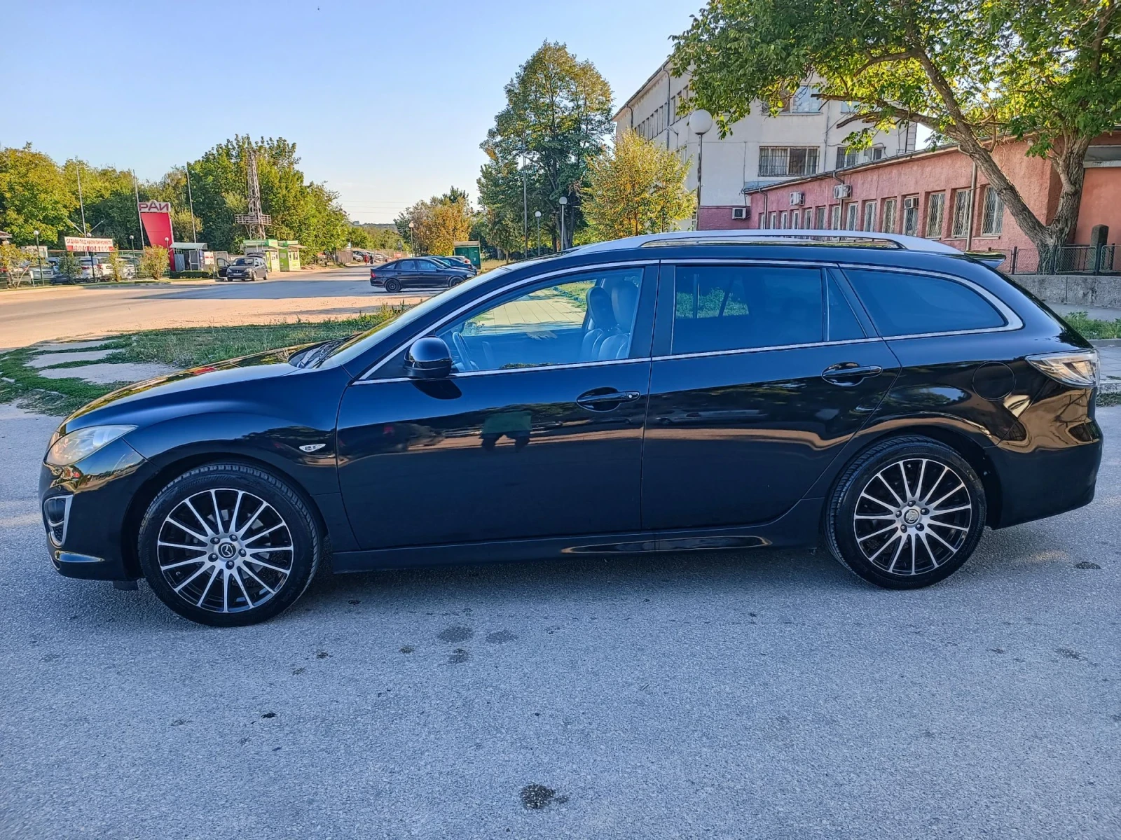 Mazda 6 2.5i-170кс-ШВЕЙЦАРИЯ-РЪЧКА-6ск-FACELIFT-KEYLESS, снимка 6 - Автомобили и джипове - 55729187
