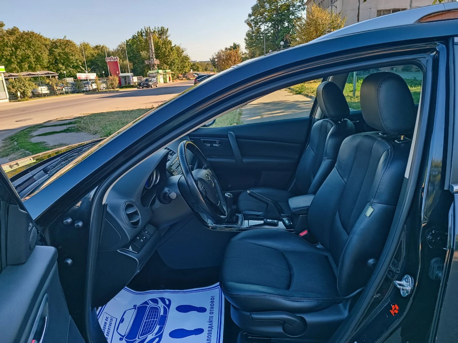 Mazda 6 2.5i-170кс-ШВЕЙЦАРИЯ-РЪЧКА-6ск-FACELIFT-KEYLESS, снимка 9 - Автомобили и джипове - 55729187