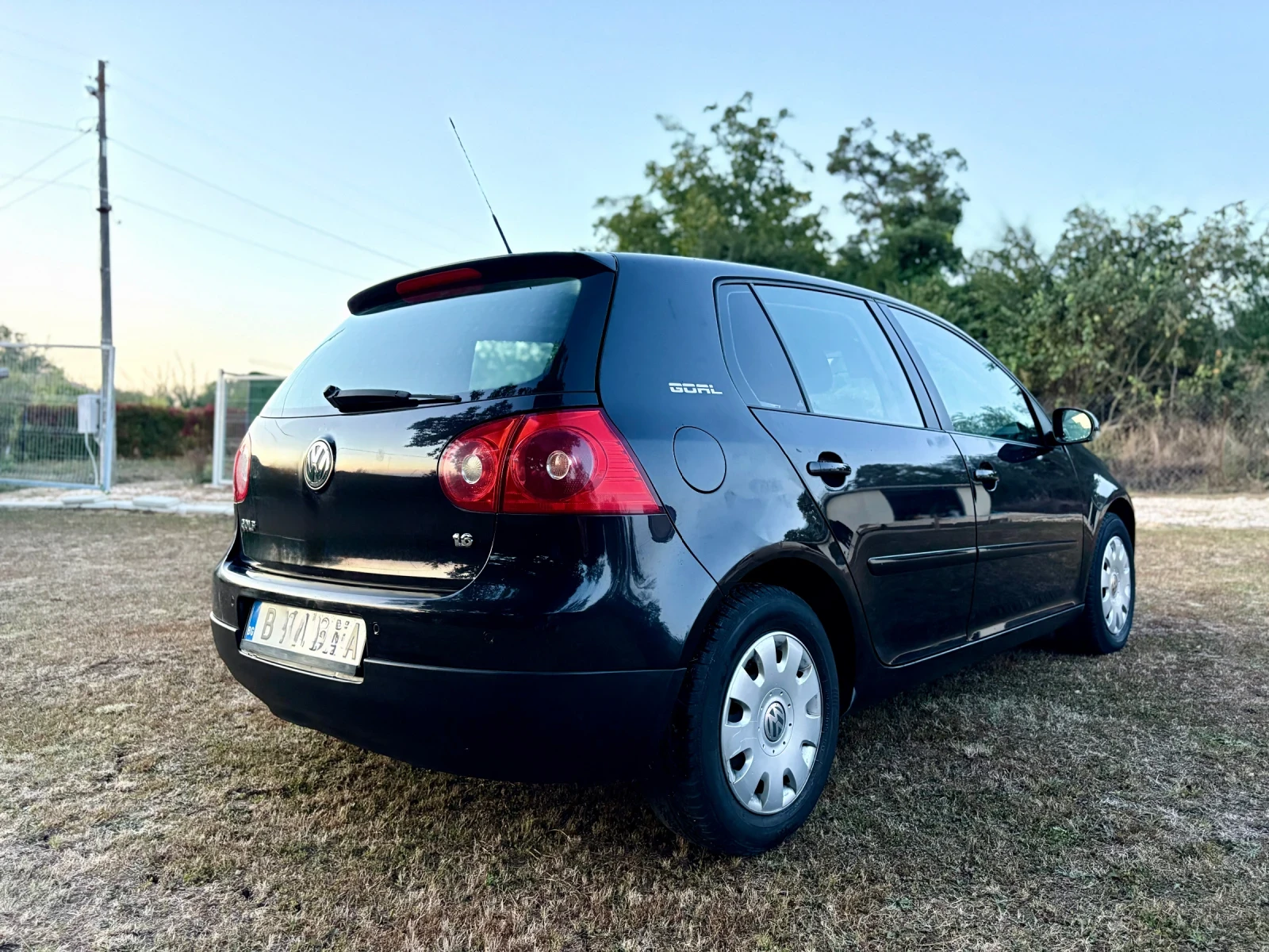 VW Golf 1.6  Газ. Инж. Сложен на 30.03.2026г, снимка 4 - Автомобили и джипове - 55868173
