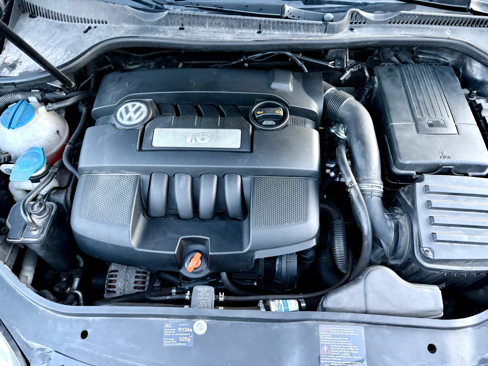 VW Golf 1.6  Газ. Инж. Сложен на 30.03.2026г, снимка 13 - Автомобили и джипове - 55868173