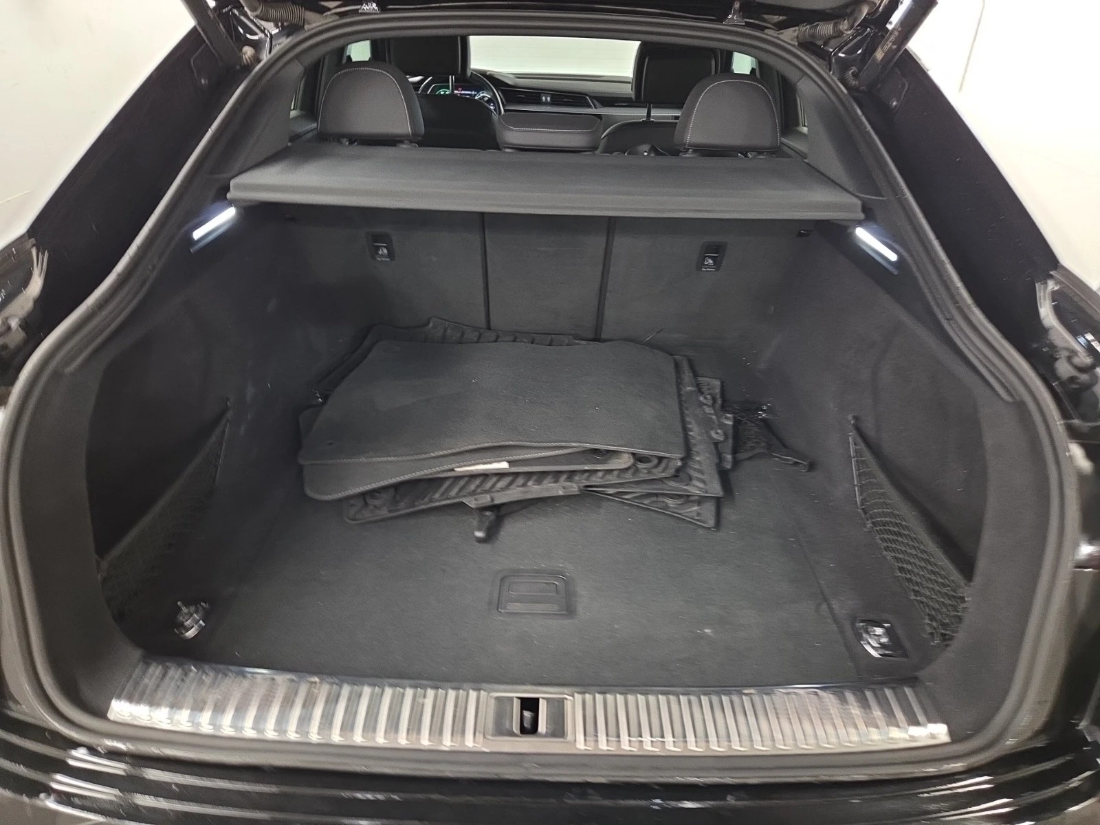 Audi E-Tron Sportback Progressiv, снимка 15 - Автомобили и джипове - 56041058