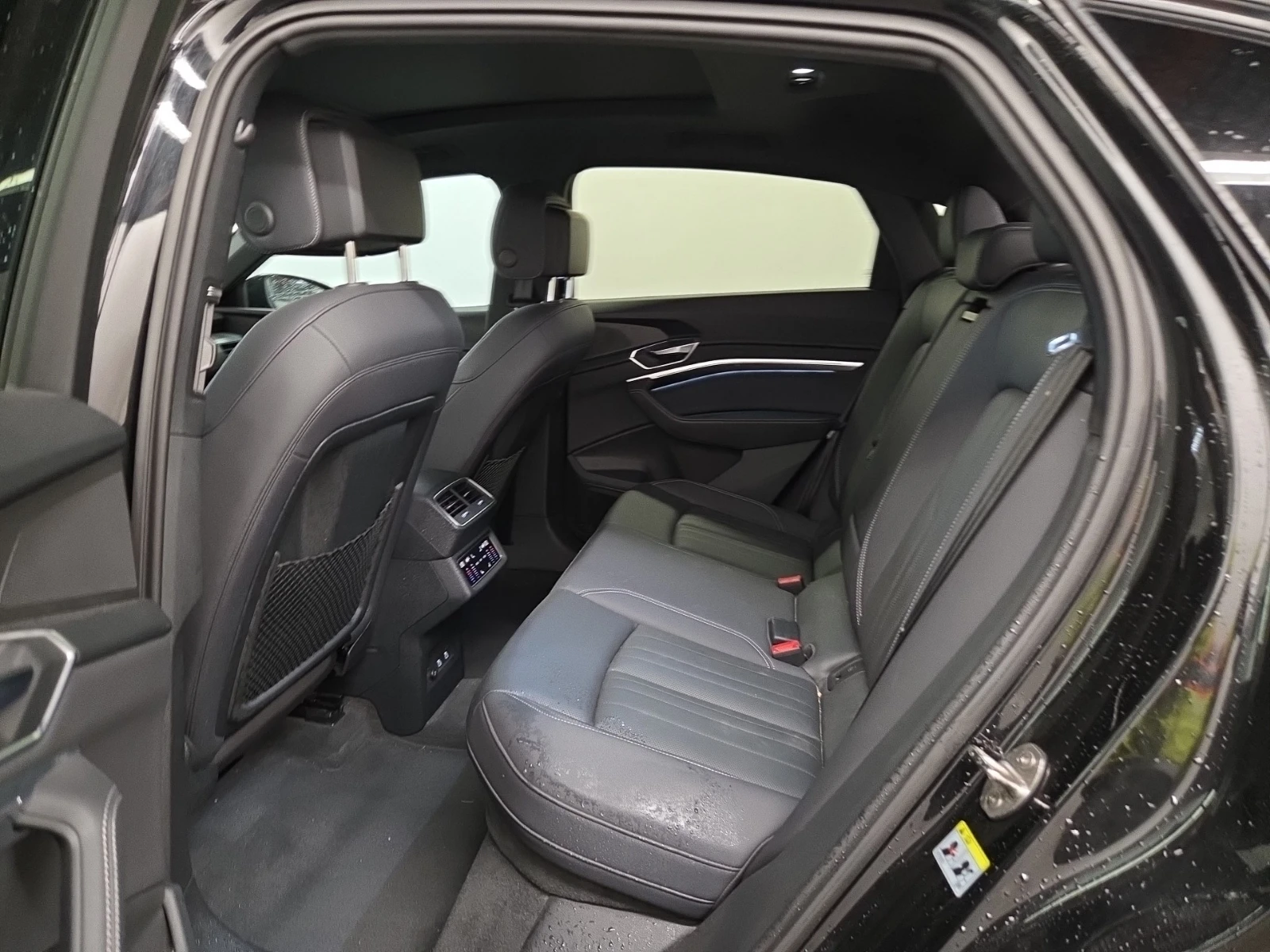 Audi E-Tron Sportback Progressiv, снимка 13 - Автомобили и джипове - 56041058
