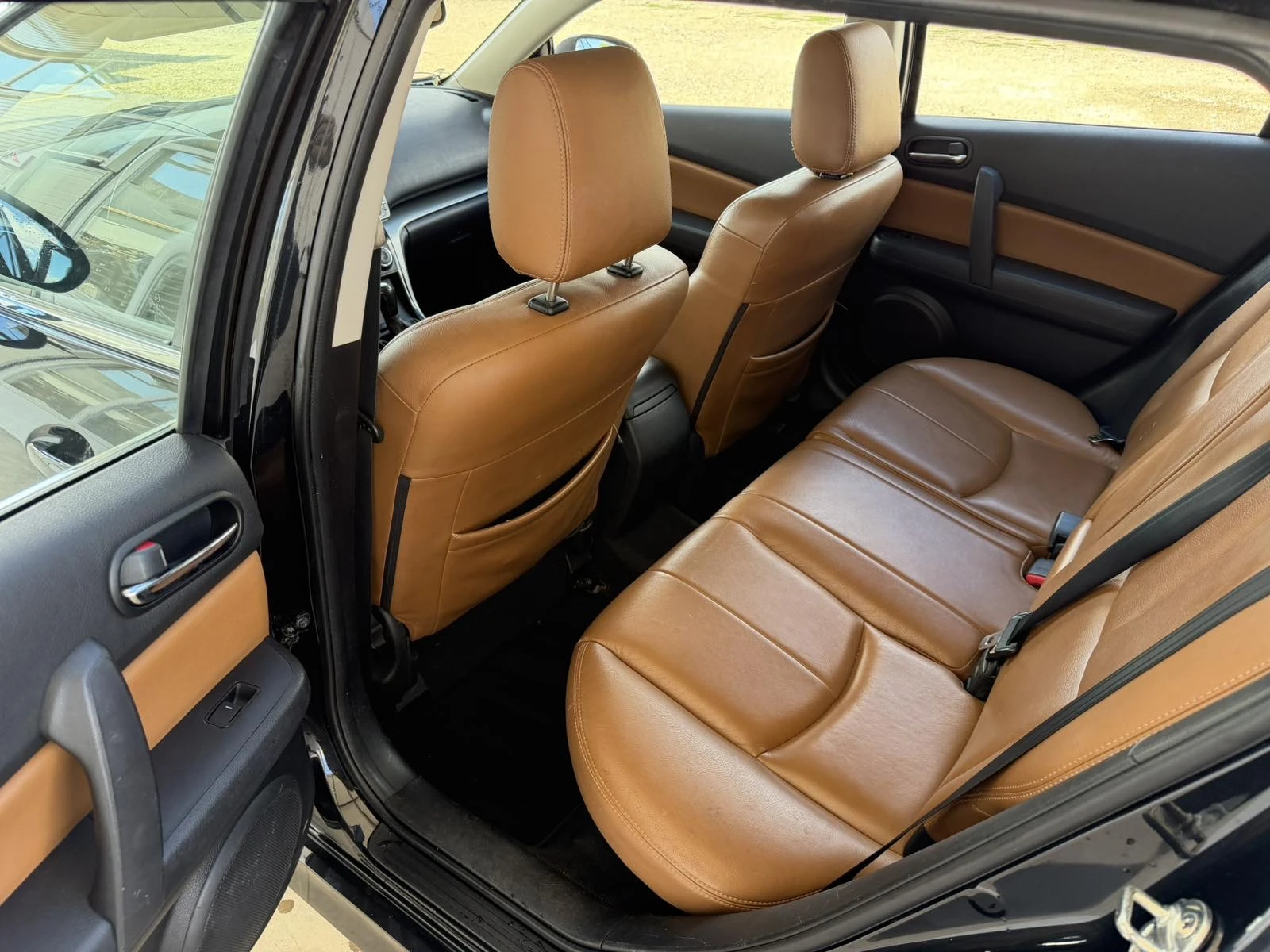 Mazda 6 2.0i 155k.c, снимка 8 - Автомобили и джипове - 56352825