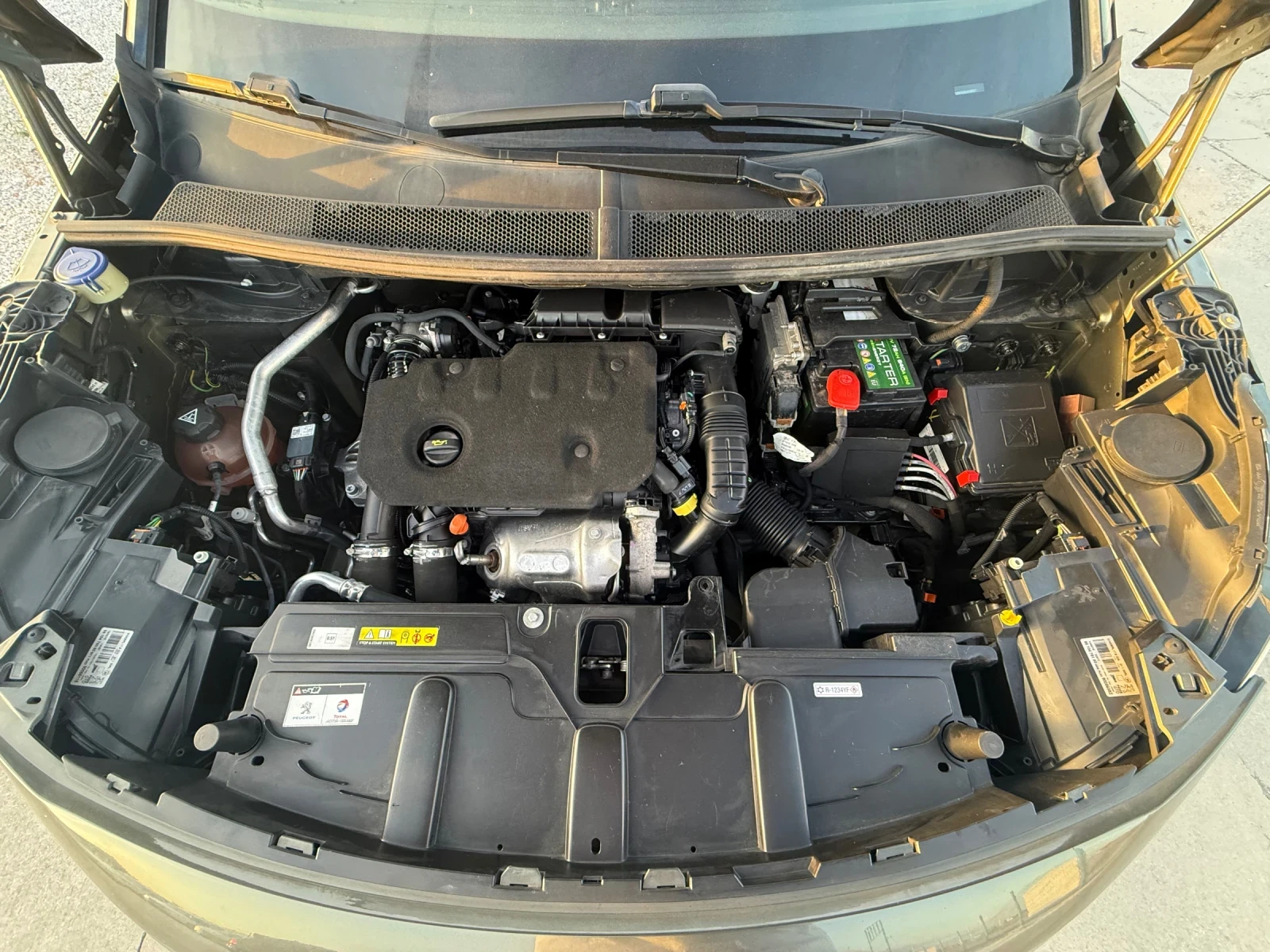Peugeot 3008 1.5 BHDi, снимка 13 - Автомобили и джипове - 56355683