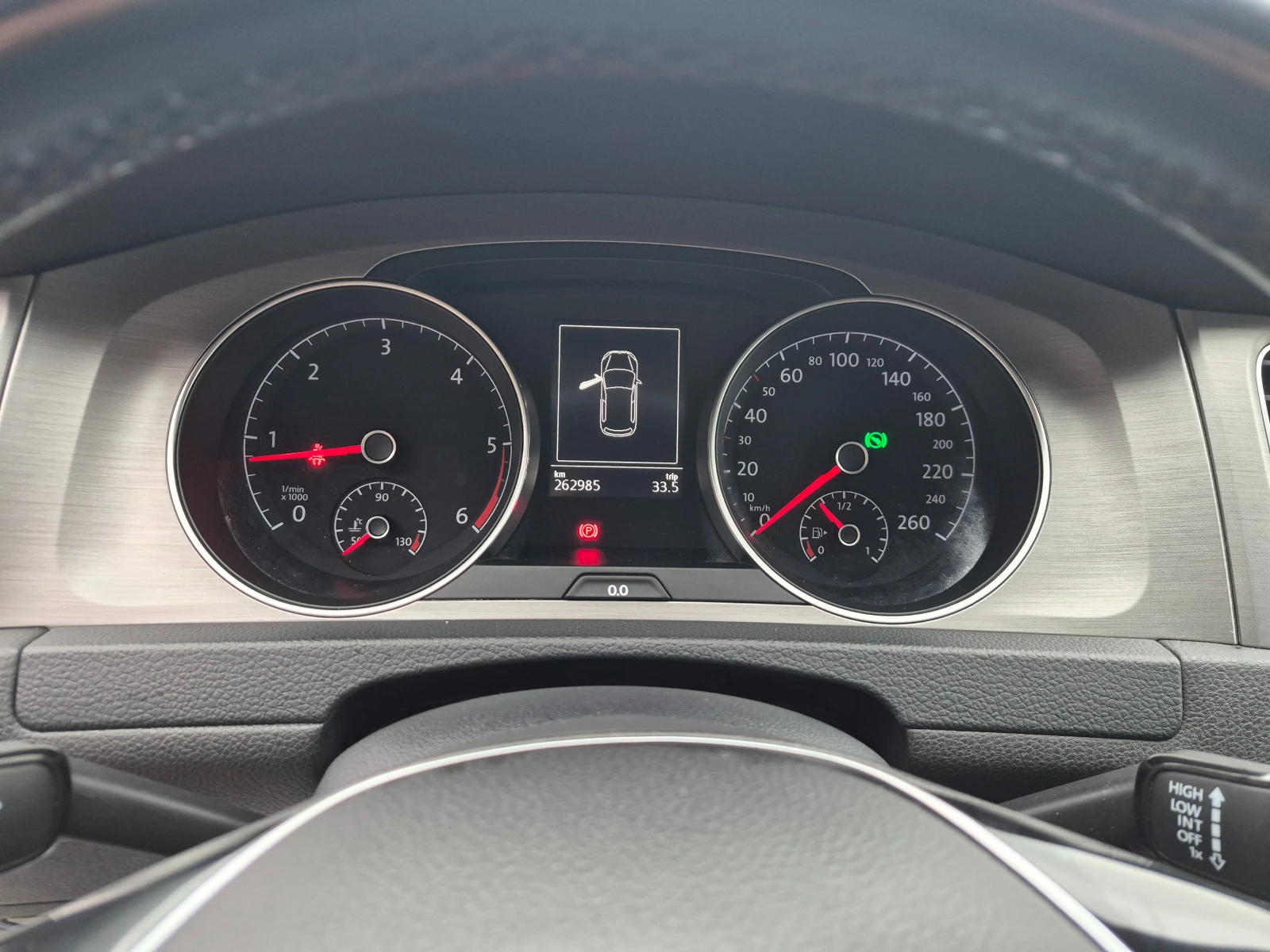 VW Golf 1.6D АВТОМАТ, снимка 16 - Автомобили и джипове - 56732919