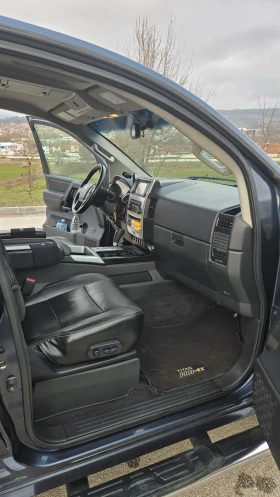 Nissan Titan crew cab 5.6 Pro-4X ГАЗ, снимка 5