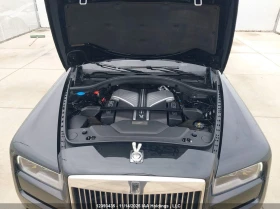 Rolls-Royce Cullinan Lemon Yellow Interior, снимка 11