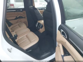 Porsche Cayenne PDLS+ / ОБДУХ / ПОДГРЕВИ / ПАНОРАМА / КРАЙНА ЦЕНА , снимка 9
