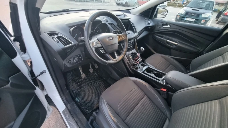 Ford Kuga 2.0HDI Обслужена, снимка 7 - Автомобили и джипове - 45990343