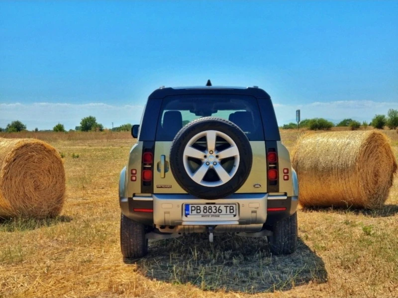 Land Rover Defender 2.0 First Edition, снимка 8 - Автомобили и джипове - 46804804