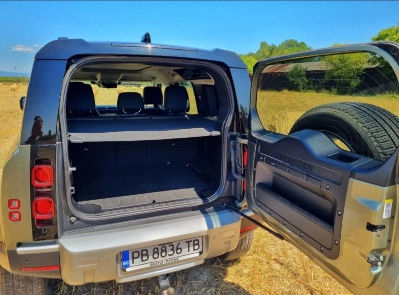 Land Rover Defender 2.0 First Edition, снимка 9 - Автомобили и джипове - 46804804