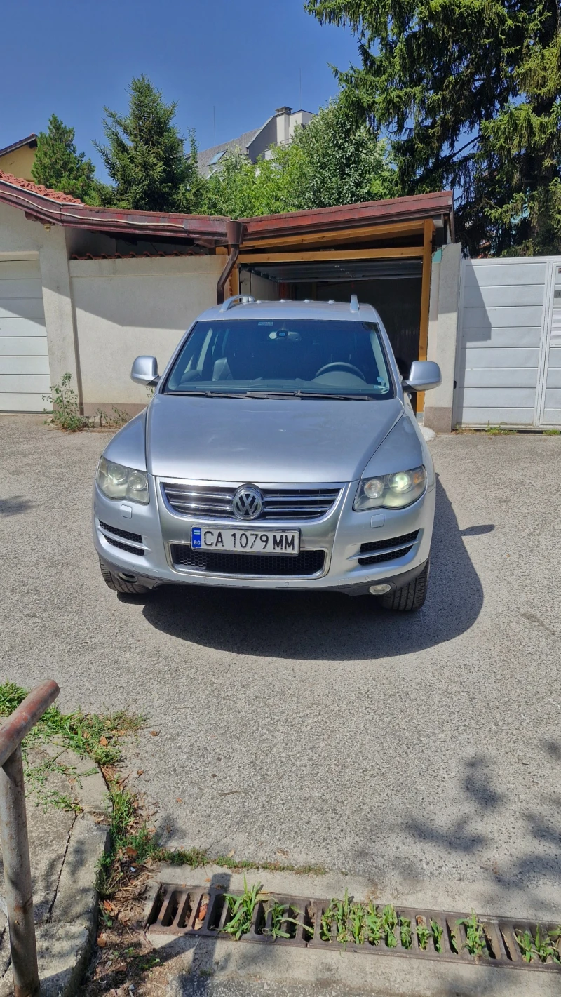 VW Touareg, снимка 5 - Автомобили и джипове - 52410199
