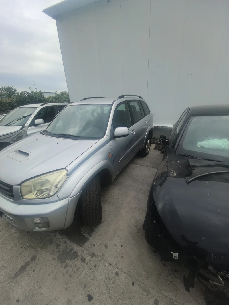 Toyota Rav4 2.0 D, снимка 2 - Автомобили и джипове - 51686176