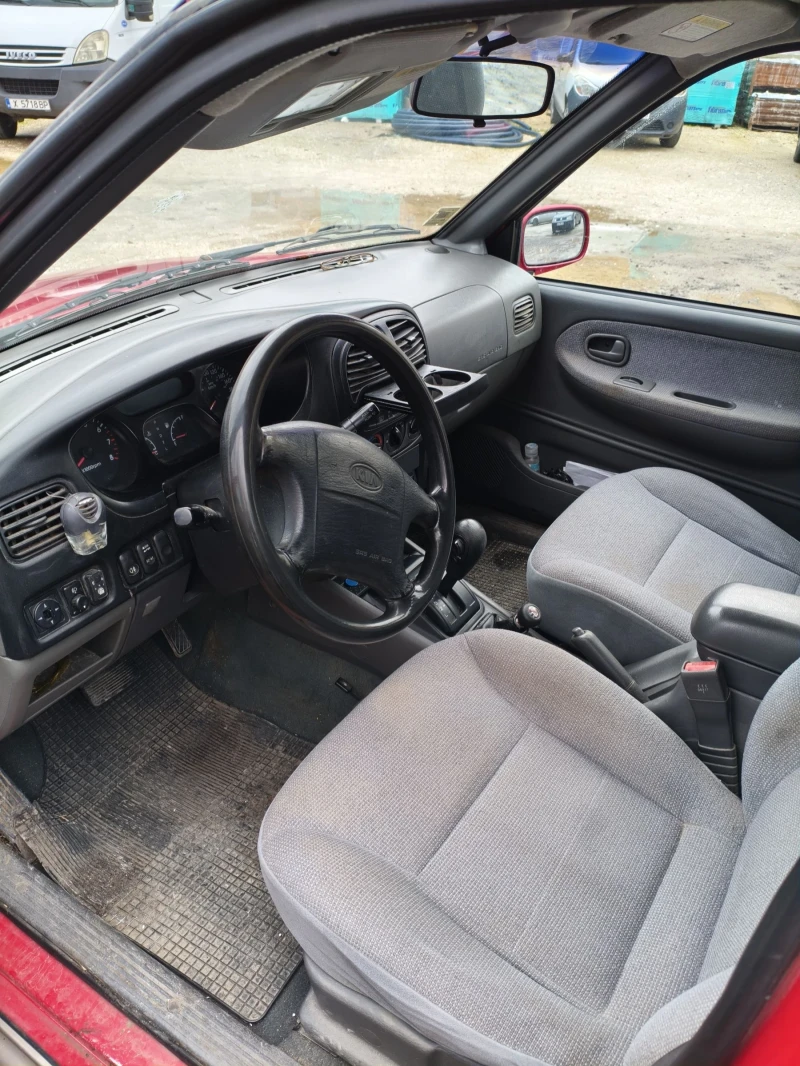 Kia Sportage, снимка 3 - Автомобили и джипове - 52677747