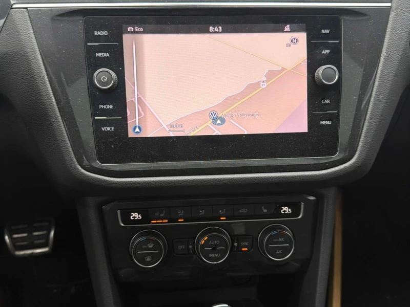 VW Tiguan  Highline | TOP | 360 | CARFAX, снимка 9 - Автомобили и джипове - 53445177