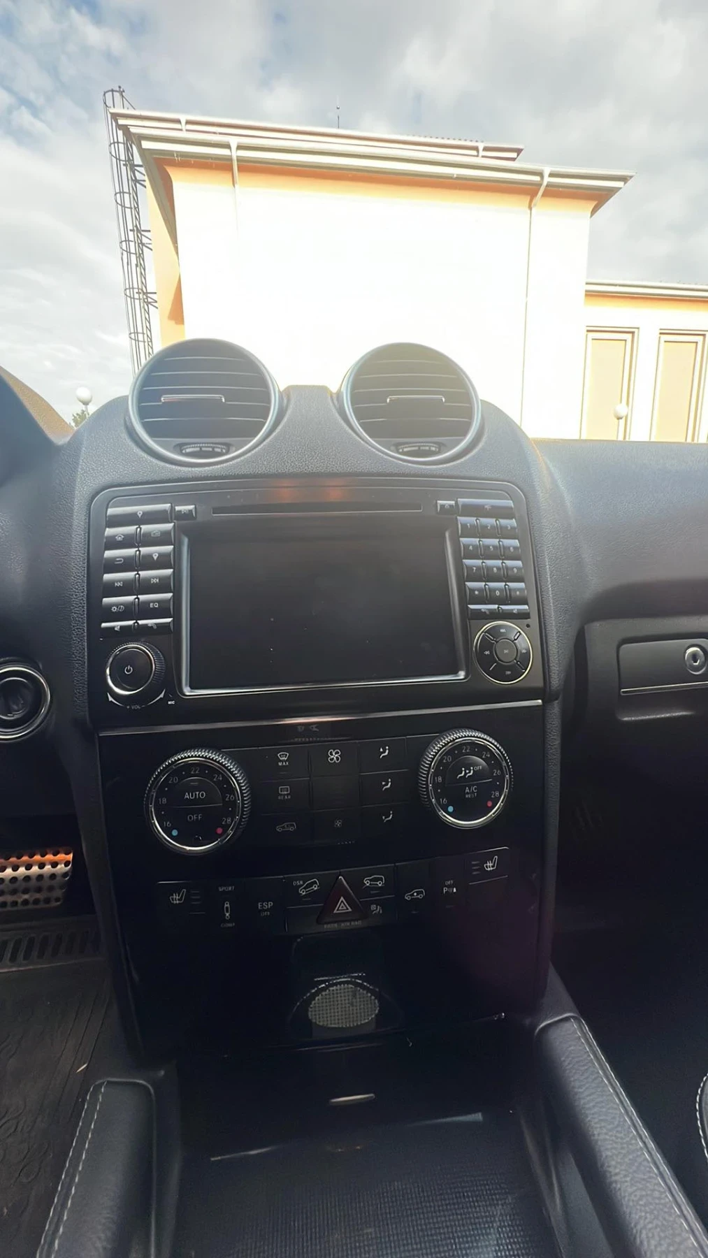 Mercedes-Benz ML 320  - изображение 8