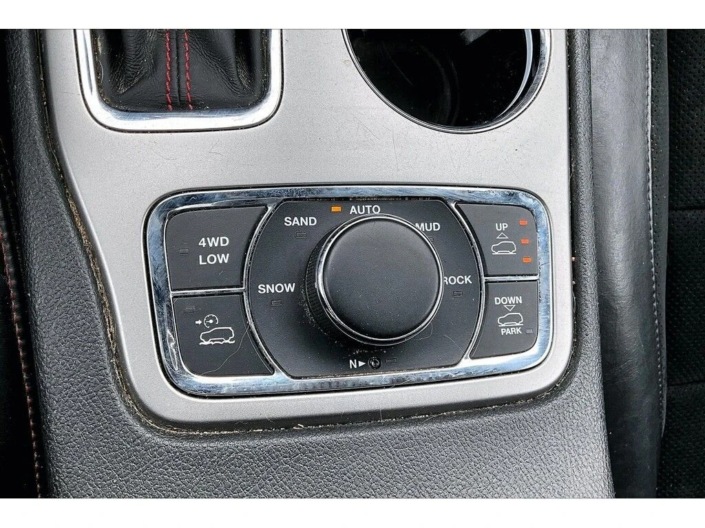 Jeep Grand cherokee * HEMI / 5.7L / V8 / 4WD * CARFAX *  | Mobile.bg � ����������� 17