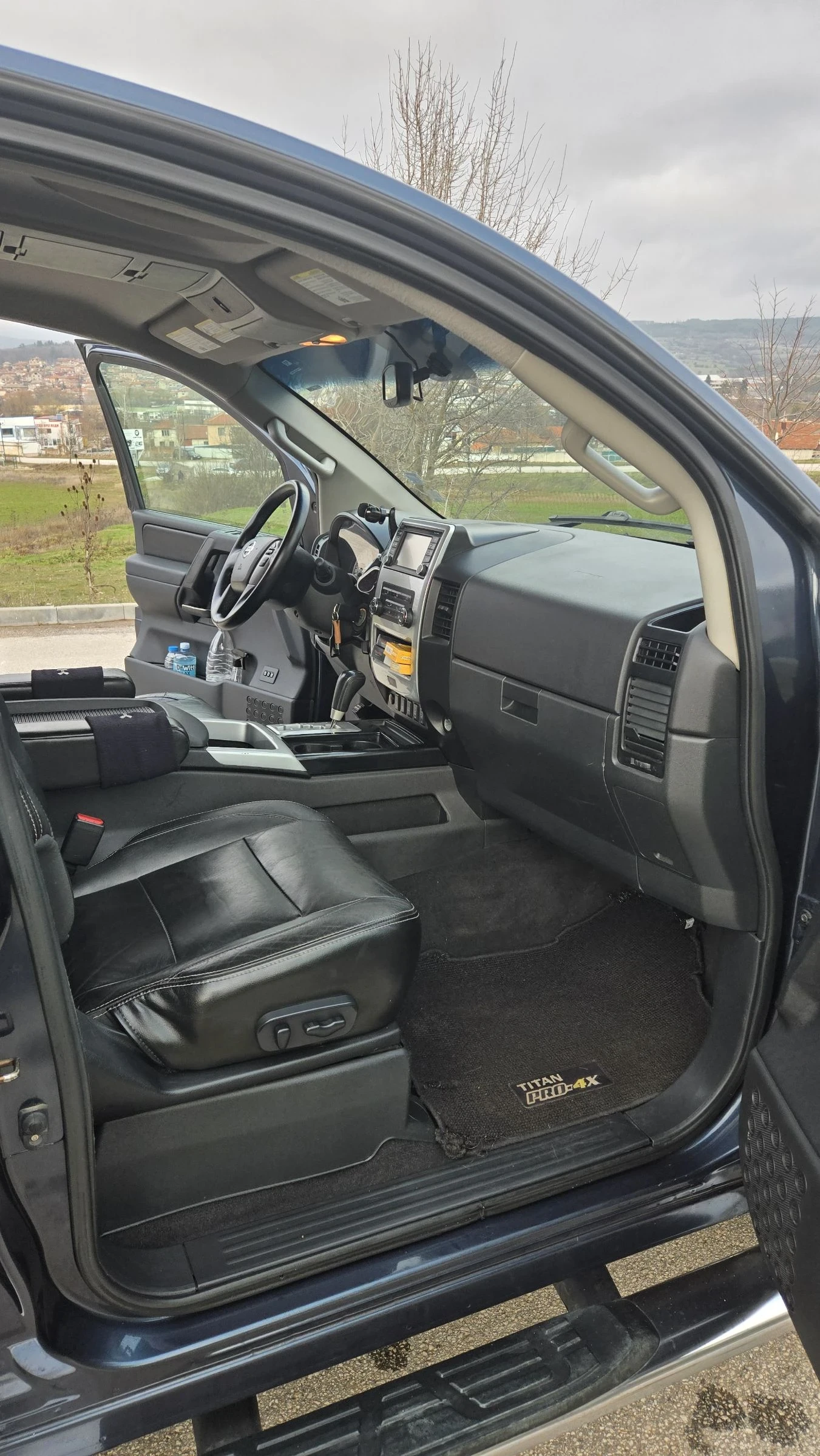 Nissan Titan crew cab 5.6 Pro-4X ГАЗ, снимка 5 - Автомобили и джипове - 53814833
