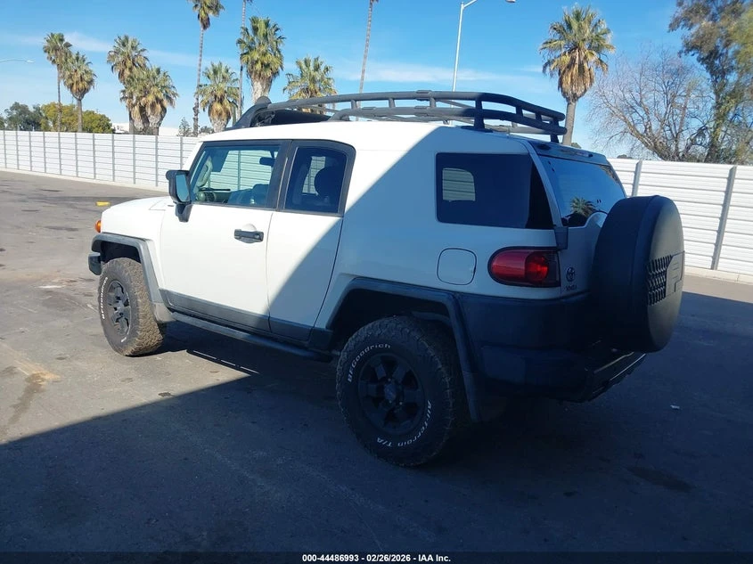 Toyota Fj cruiser 4.0l, снимка 3 - Автомобили и джипове - 53941334
