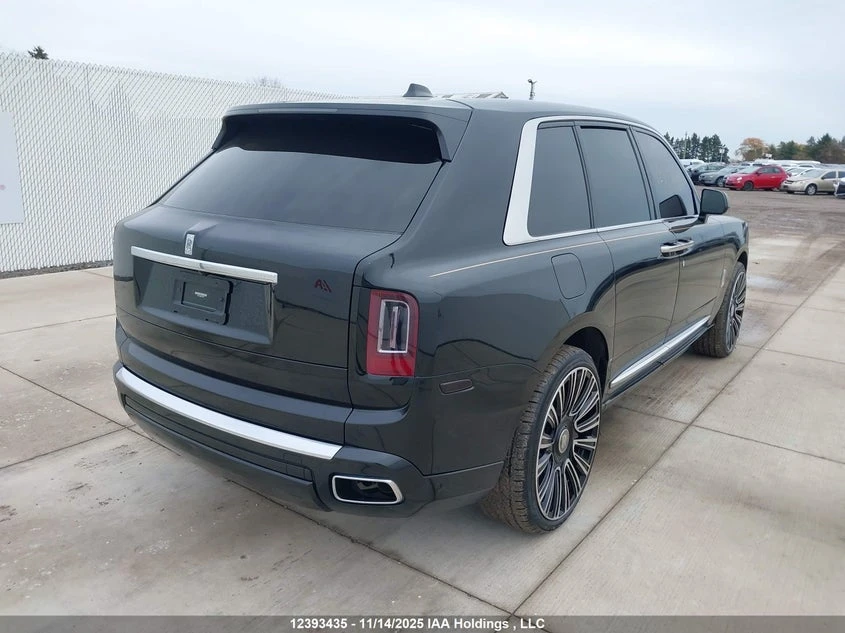 Rolls-Royce Cullinan Lemon Yellow Interior | Mobile.bg � ����������� 4