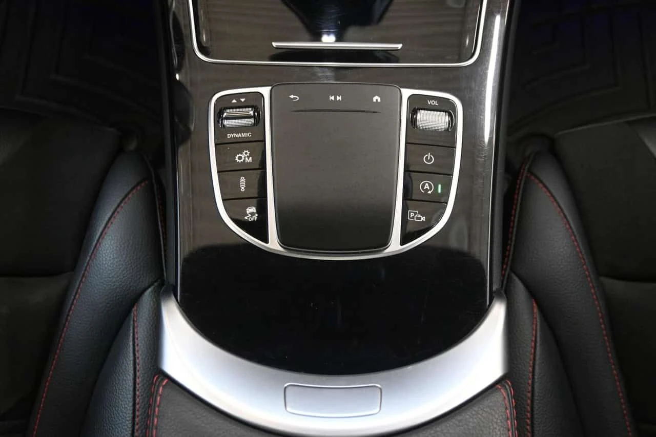 Mercedes-Benz GLC 43 AMG  * CARFAX * ОПЦИЯ ЗА ФИНАНСИРАНЕ, снимка 14 - Автомобили и джипове - 55547150