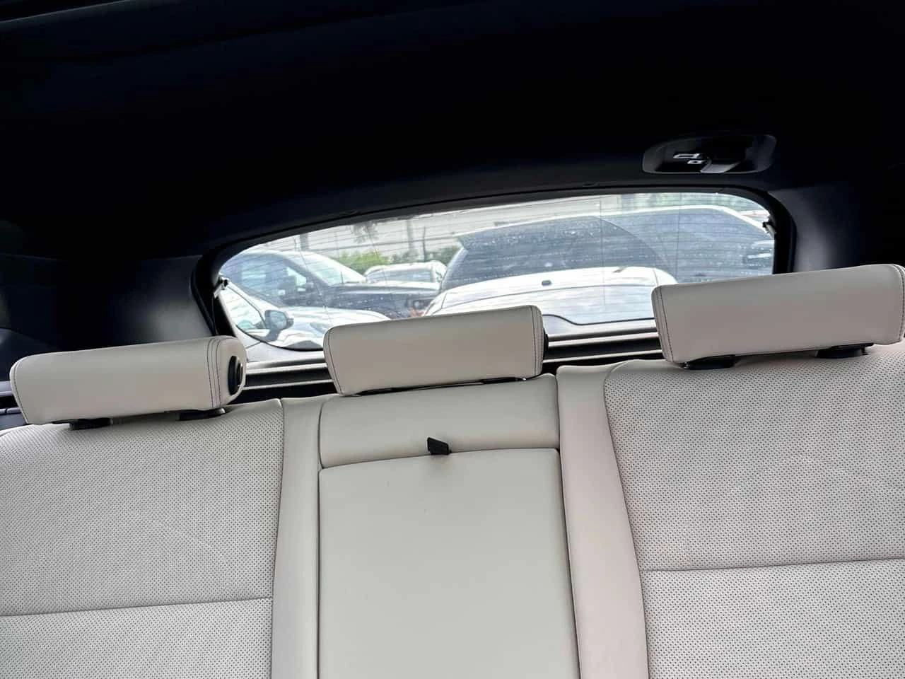 BMW X1 * xDrive28i * АВТОКРЕДИТ БЕЗ ПЪРВОНАЧАЛНА ВНОСКА* , снимка 9 - Автомобили и джипове - 55575915