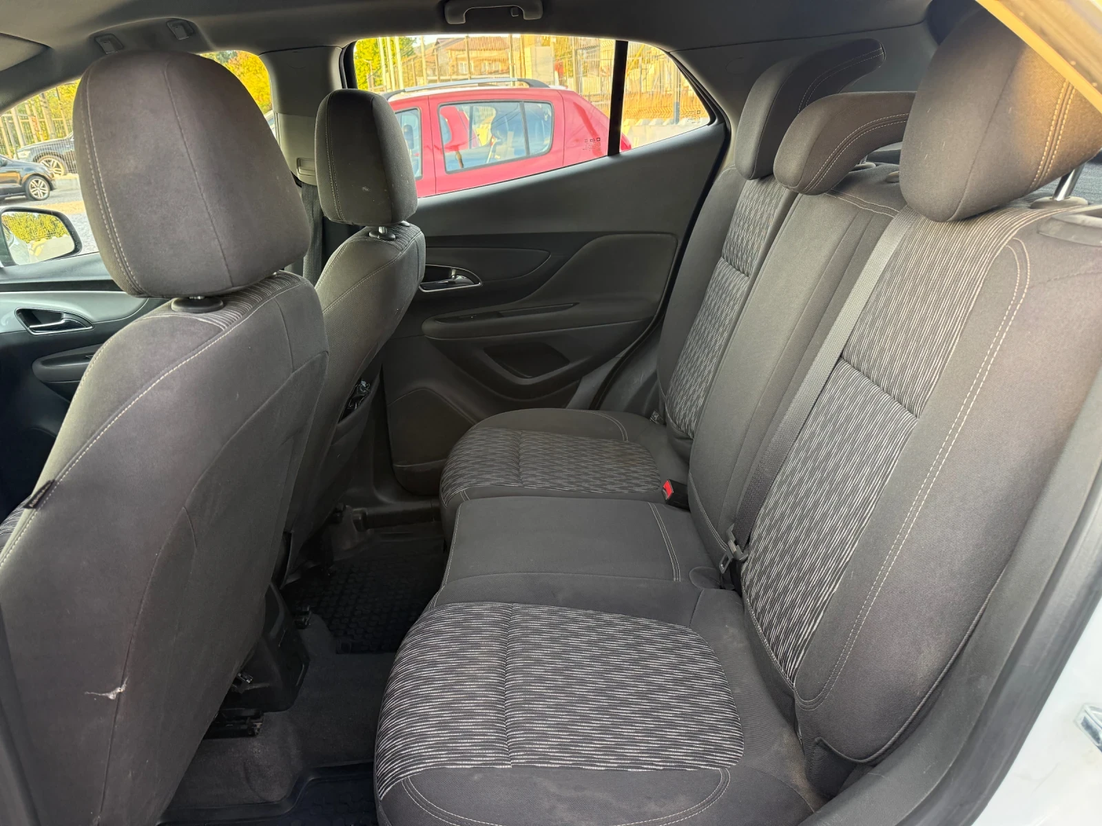 Opel Mokka 1.7CDTI 131h.p* EURO5* 4Х4, снимка 11 - Автомобили и джипове - 56317103