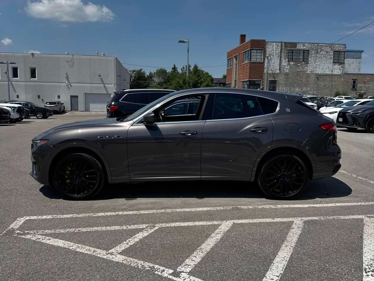 Maserati Levante GTS | CARFAX | Mobile.bg � ����������� 2