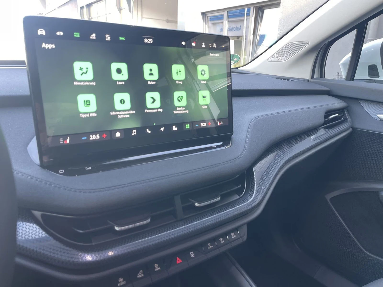 Skoda Elroq TOUR50/170HP/CAM/ACC/CPLAY/KLESS/NAVI/720q | Mobile.bg � ����������� 10