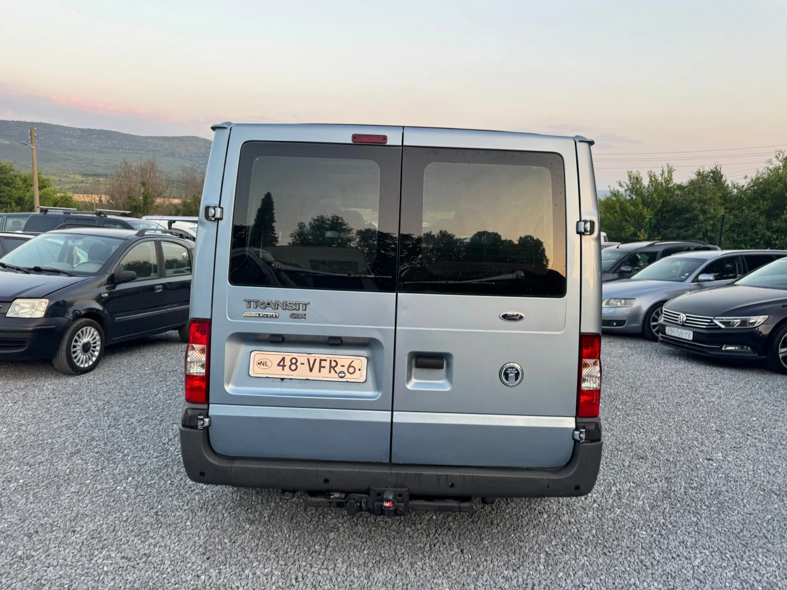Ford Transit 2.2dti КЛИМАТИК 6-места 198хл.км - изображение 6