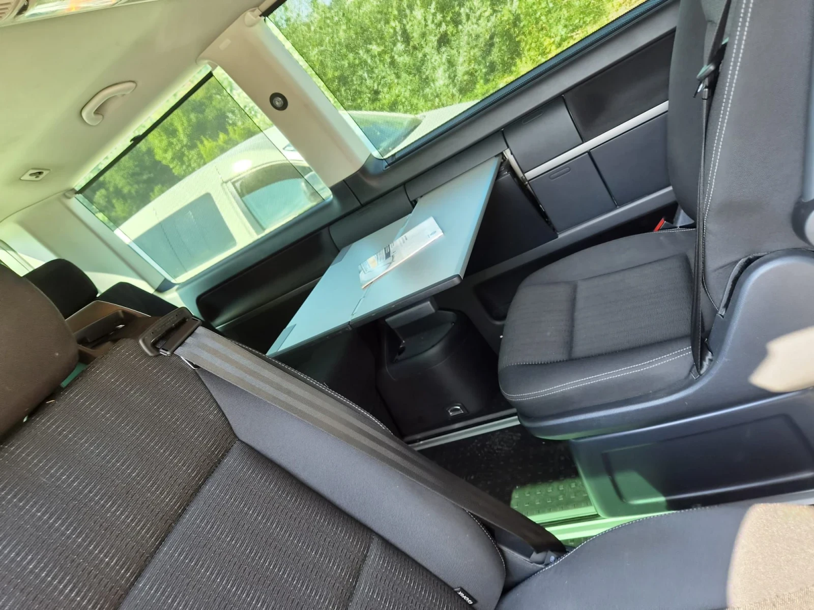 VW Multivan 2.0, 206k.s, 4х4, KOMFORTLINE, снимка 17 - Бусове и автобуси - 55602997