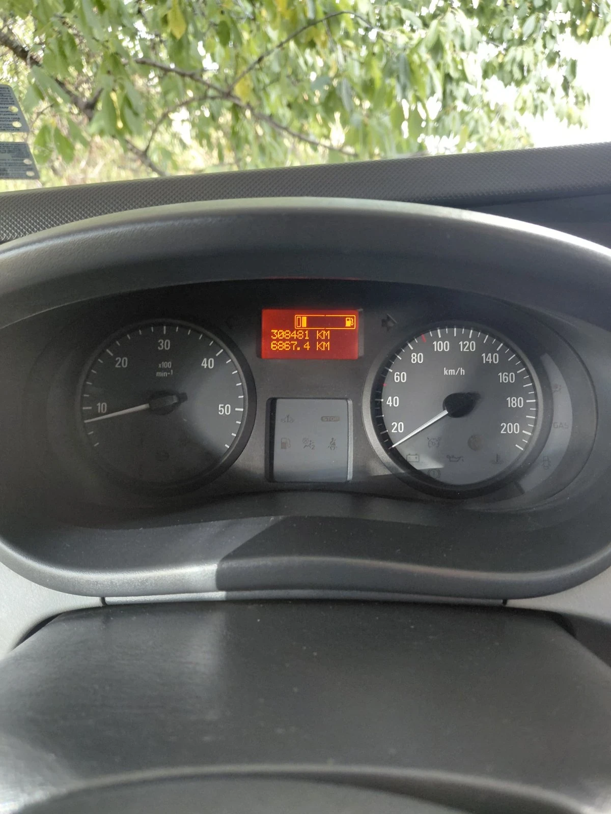 Opel Vivaro, снимка 8 - Бусове и автобуси - 56416645