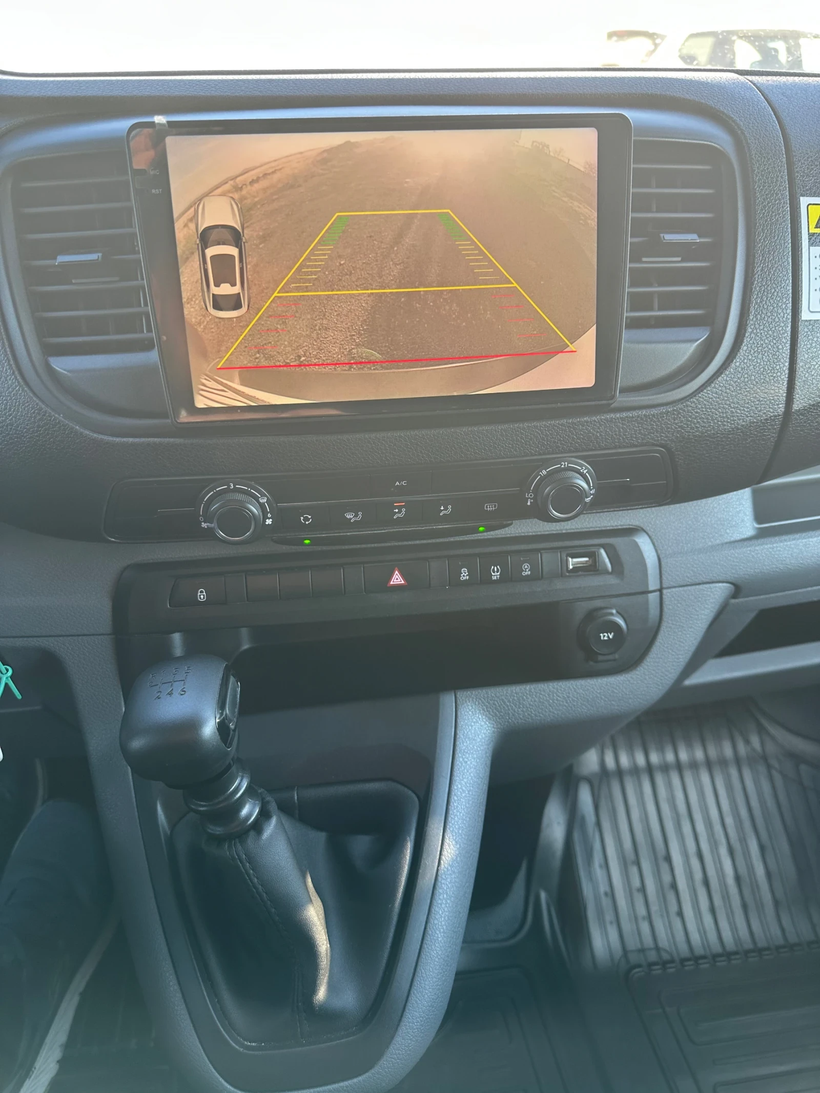 Toyota Proace 8+ 1, снимка 10 - Бусове и автобуси - 56725978