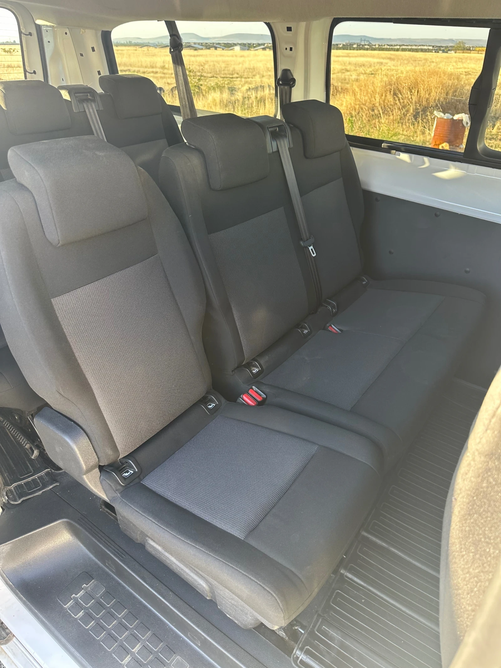 Toyota Proace 8+ 1, снимка 9 - Бусове и автобуси - 56725978