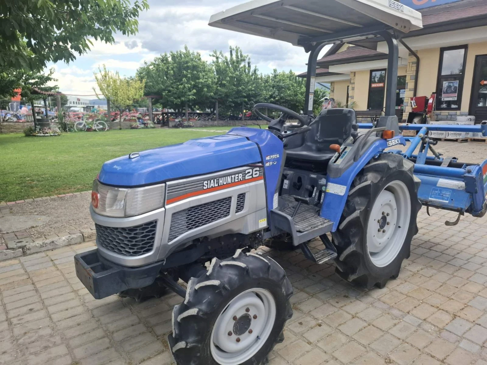 Трактор ISEKI H 26, снимка 3 - Селскостопанска техника - 54971303