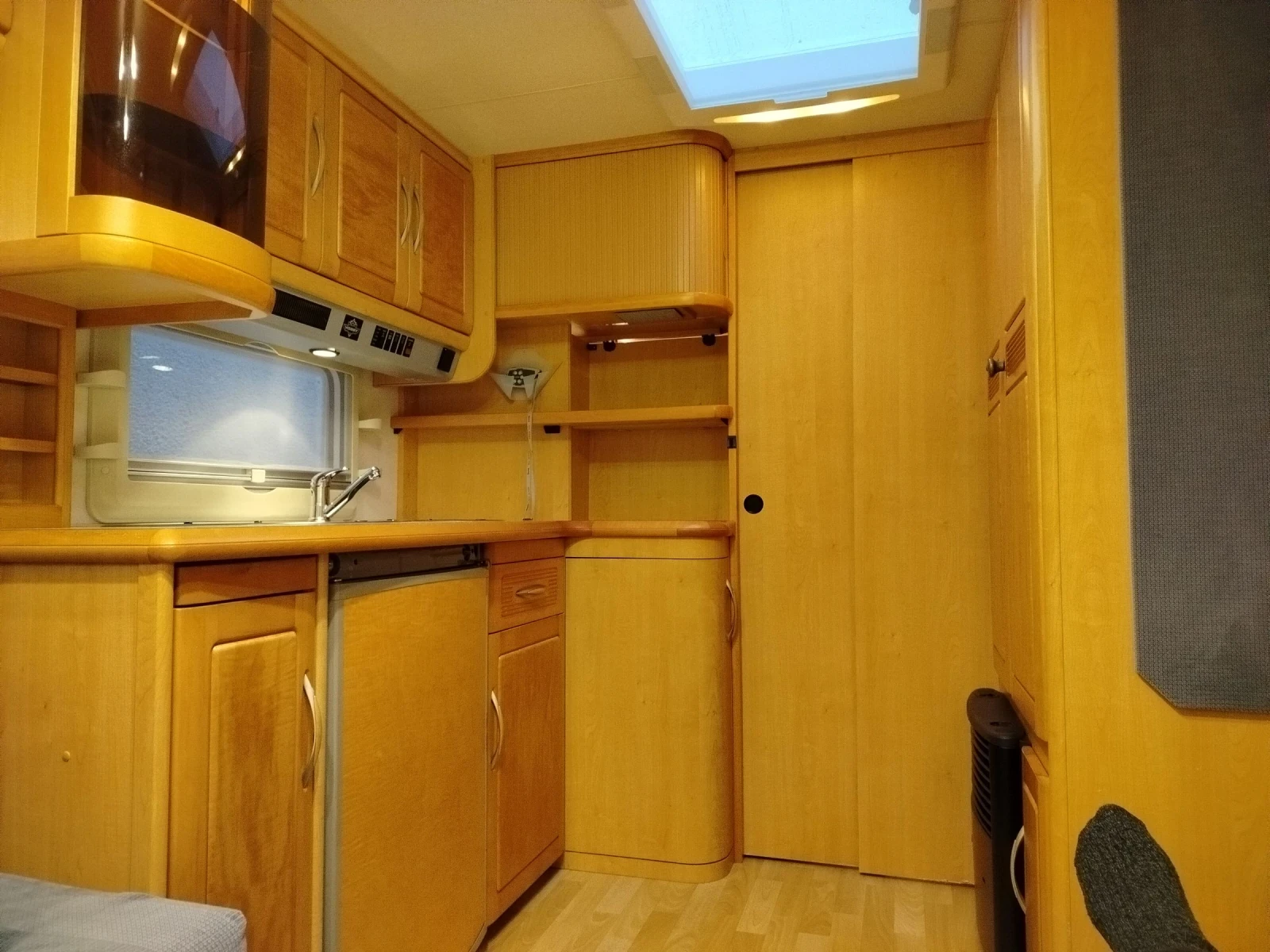 �������� Hobby 24 | Mobile.bg � ����������� 2