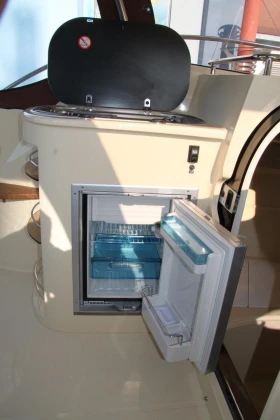 Лодка Собствено производство PEGAZUS 600 SUNTOP, снимка 6