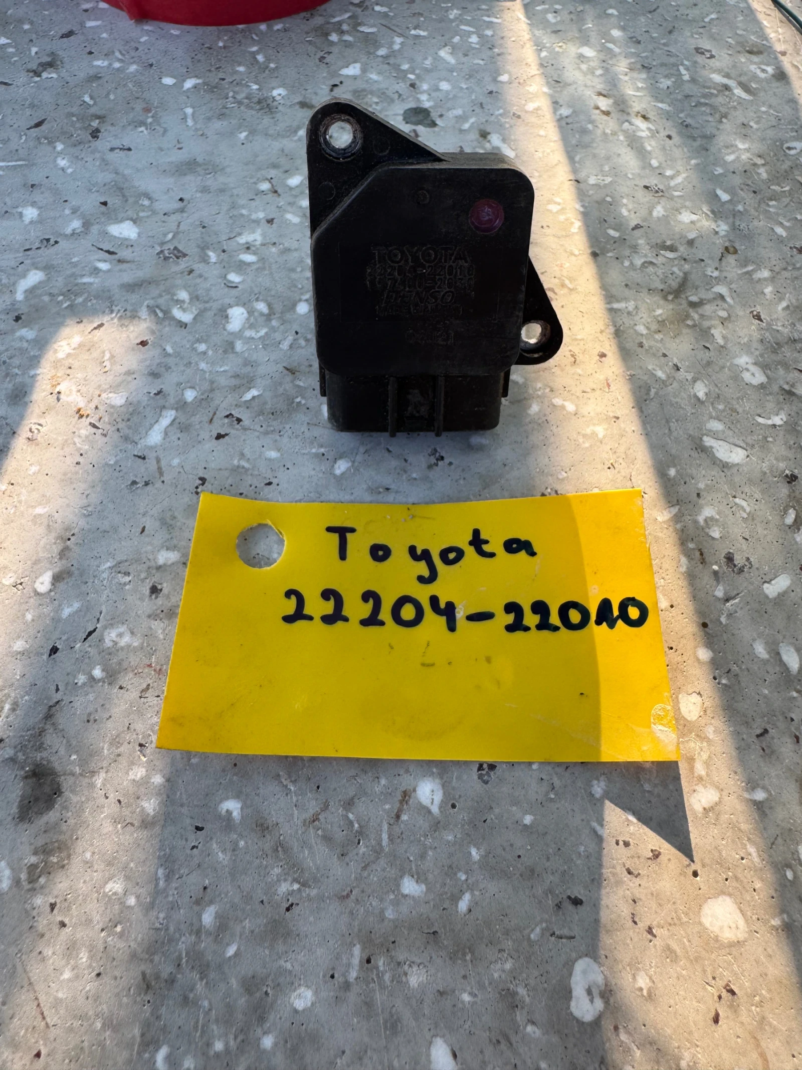 Дебитомер Toyota 22204-22010 Denso