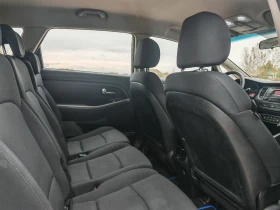 Kia Carens 1.7 ДИЗЕЛ 136 К.С. УНИКАЛНО СЪСТОЯНИЕ! КАТО НОВА!, снимка 12