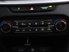 Kia Ceed SW 1.0 T-GDI, снимка 10