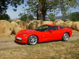 Chevrolet Corvette, снимка 2