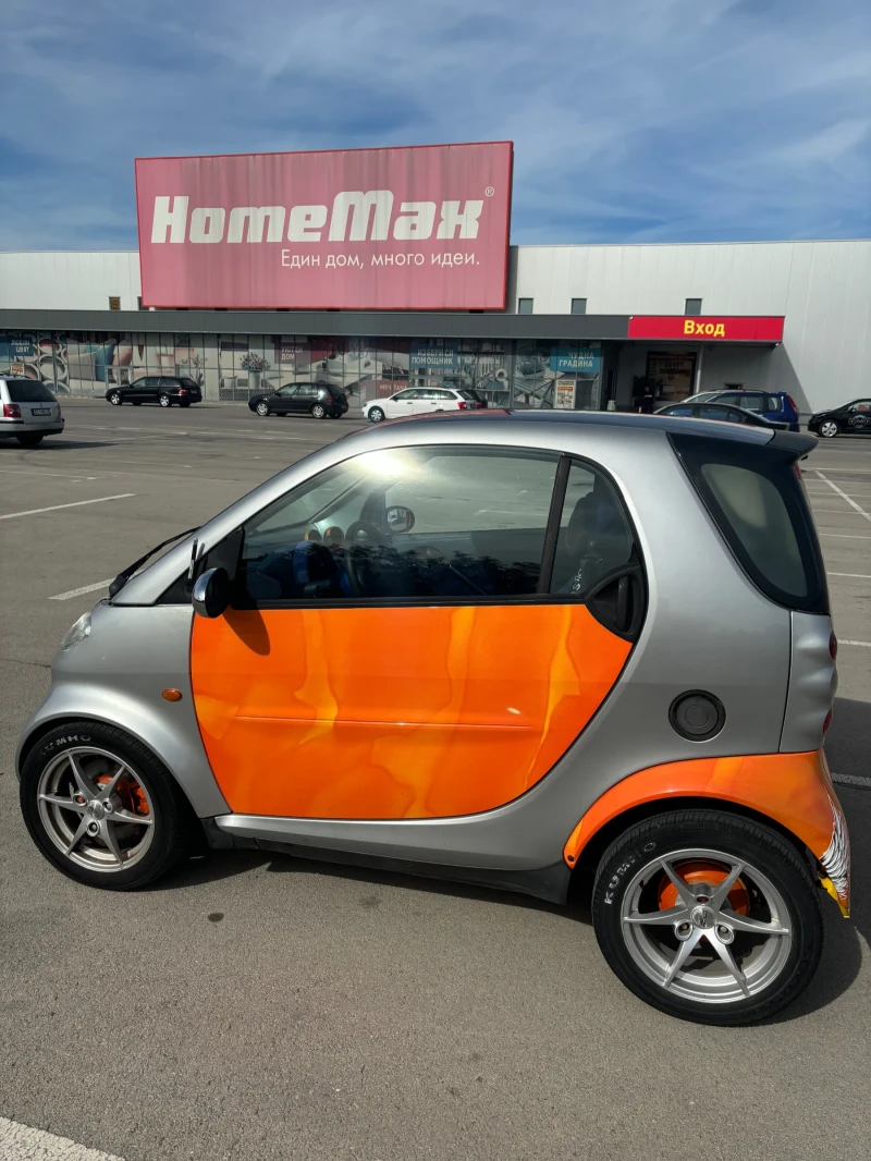 Smart Fortwo, снимка 4 - Автомобили и джипове - 47523907