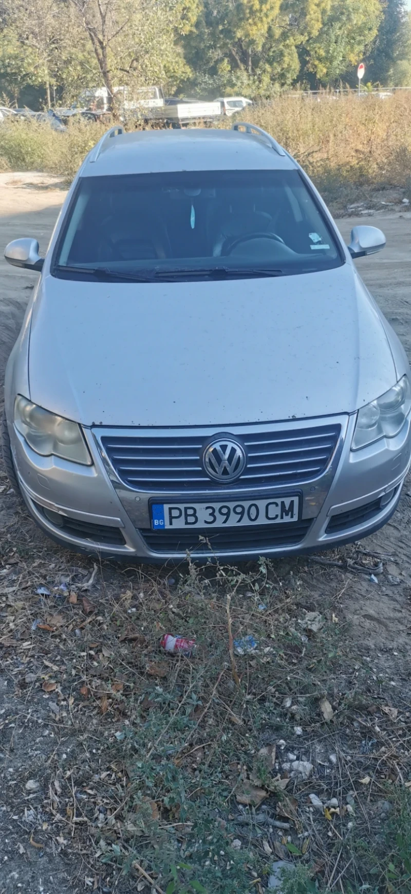 VW Passat, снимка 1 - Автомобили и джипове - 47643412