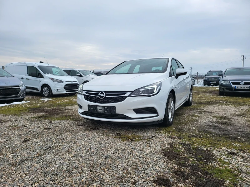 Opel Astra, снимка 1 - Автомобили и джипове - 48770791