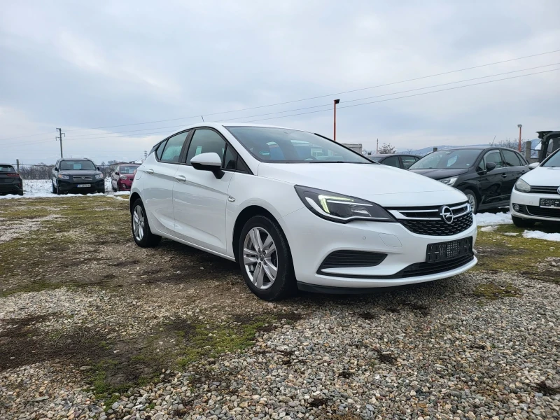 Opel Astra, снимка 2 - Автомобили и джипове - 48770791