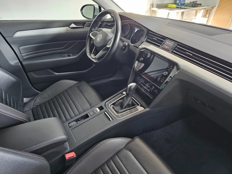 VW Passat Business 2.0tdi IQ.LIGHT-LED КОЖА обдухване Камера, снимка 7 - Автомобили и джипове - 51291822