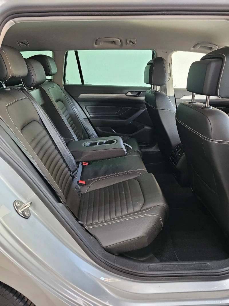 VW Passat Business 2.0tdi IQ.LIGHT-LED КОЖА обдухване Камера, снимка 10 - Автомобили и джипове - 51291822