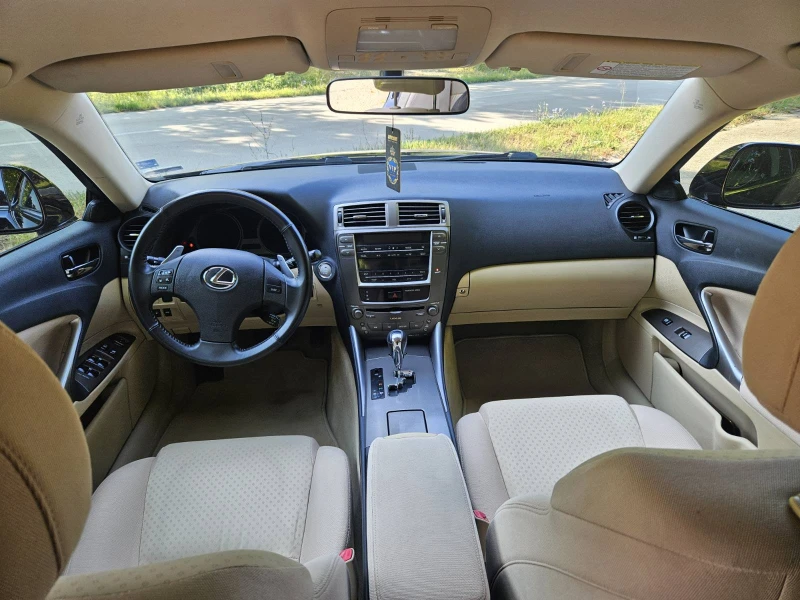 Lexus IS 250 2.5i V6 F sport, снимка 8 - Автомобили и джипове - 51456374