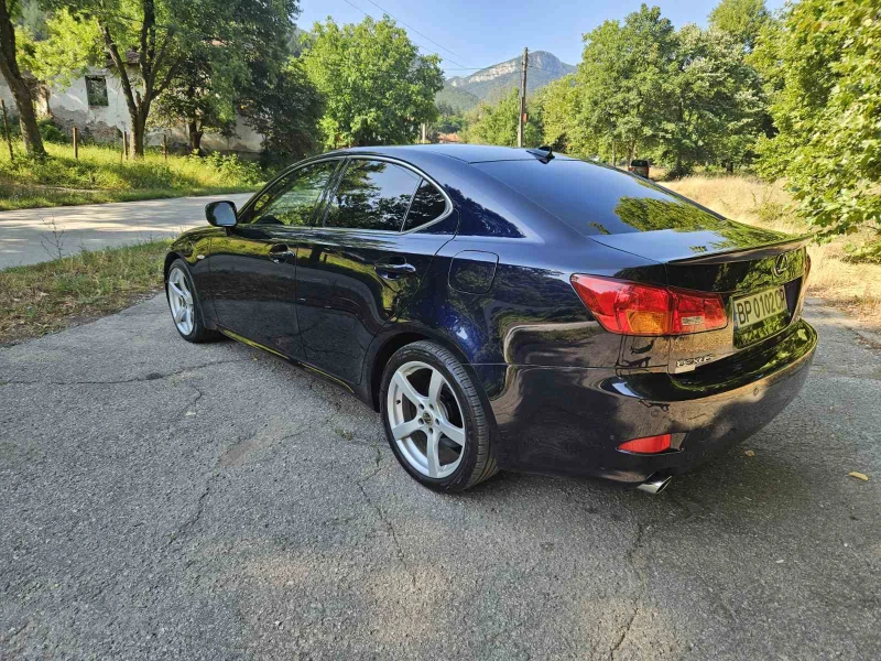 Lexus IS 250 2.5i V6 F sport, снимка 4 - Автомобили и джипове - 51456374