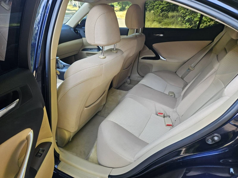 Lexus IS 250 2.5i V6 F sport, снимка 6 - Автомобили и джипове - 51456374